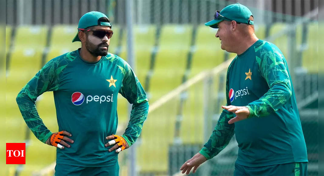 Unfair to start witch hunt, says Mickey Arthur following criticism after Pakistan's poor run in WC | Cricket News