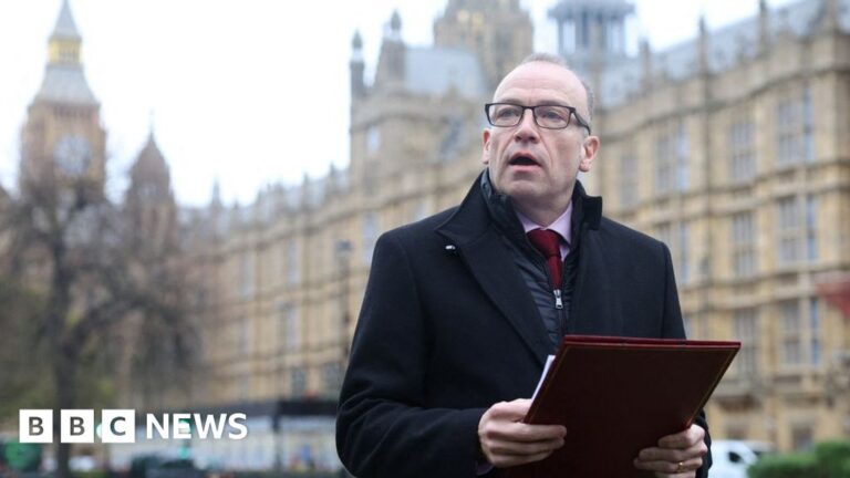 DUP deal to revive Northern Eire authorities to be revealed