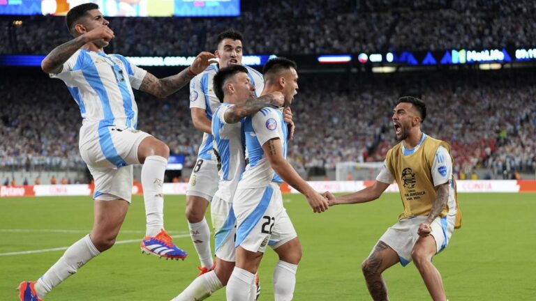 Copa America: Argentina advances to quarterfinals, beats Chile 1-0 on Martinez’s objective