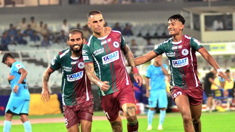 ISL | Mumbai Metropolis turns it round in second half, holds Mohun Bagan in opener