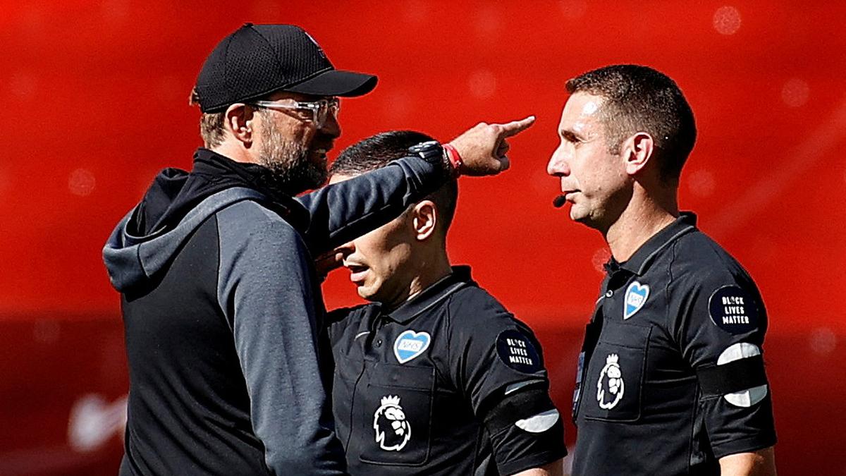 Premier League referee David Coote suspended over derogatory remarks against Liverpool