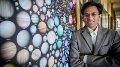 Who is Indian-origin Dr Nikku Madhusudhan, the scientist who (*120*) evidence of life 120 light-years away from Earth Who is Indian-origin Dr Nikku Madhusudhan, the scientist who (*120*) evidence of life 120 light-years away from Earth