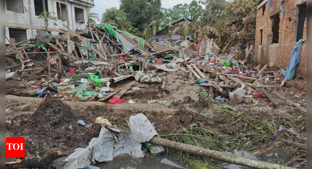 Air strike on two Myanmar colleges: 500-pound bombs dropped as students slept in Rakhine; 19 killed Air strike on two Myanmar colleges: 500-pound bombs dropped as students slept in Rakhine; 19 killed